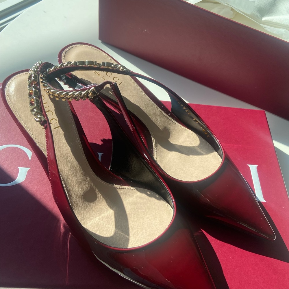 SOLD !!!!!!     GUCCI Signora Slingback Pump | Gucci